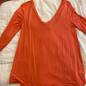 3/4 sleeve v neck oversized shirt